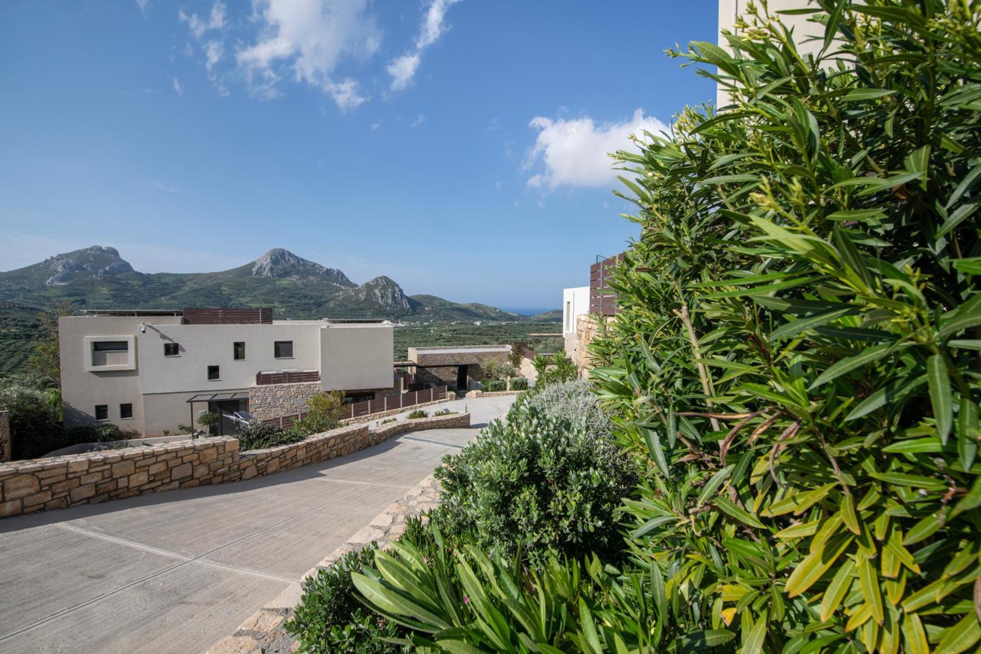 Porti Villas Iraklis Asomatoi Экстерьер фото