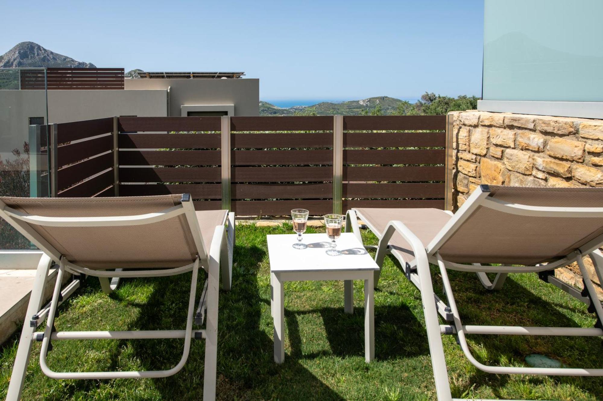 Porti Villas Iraklis Asomatoi Экстерьер фото